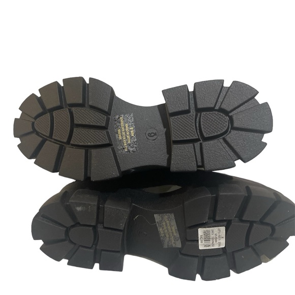 Black pull on ankle combat boots - Picture 4 of 5